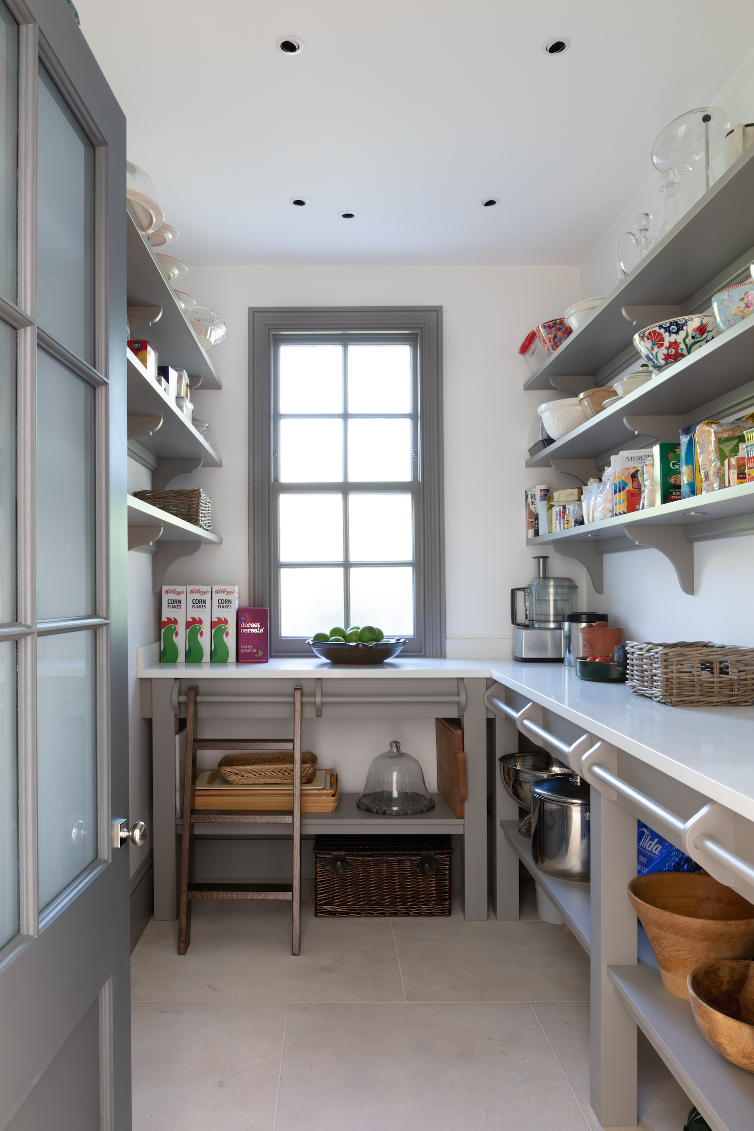 Artisan Shelves | Design Notes | Humphrey Munson