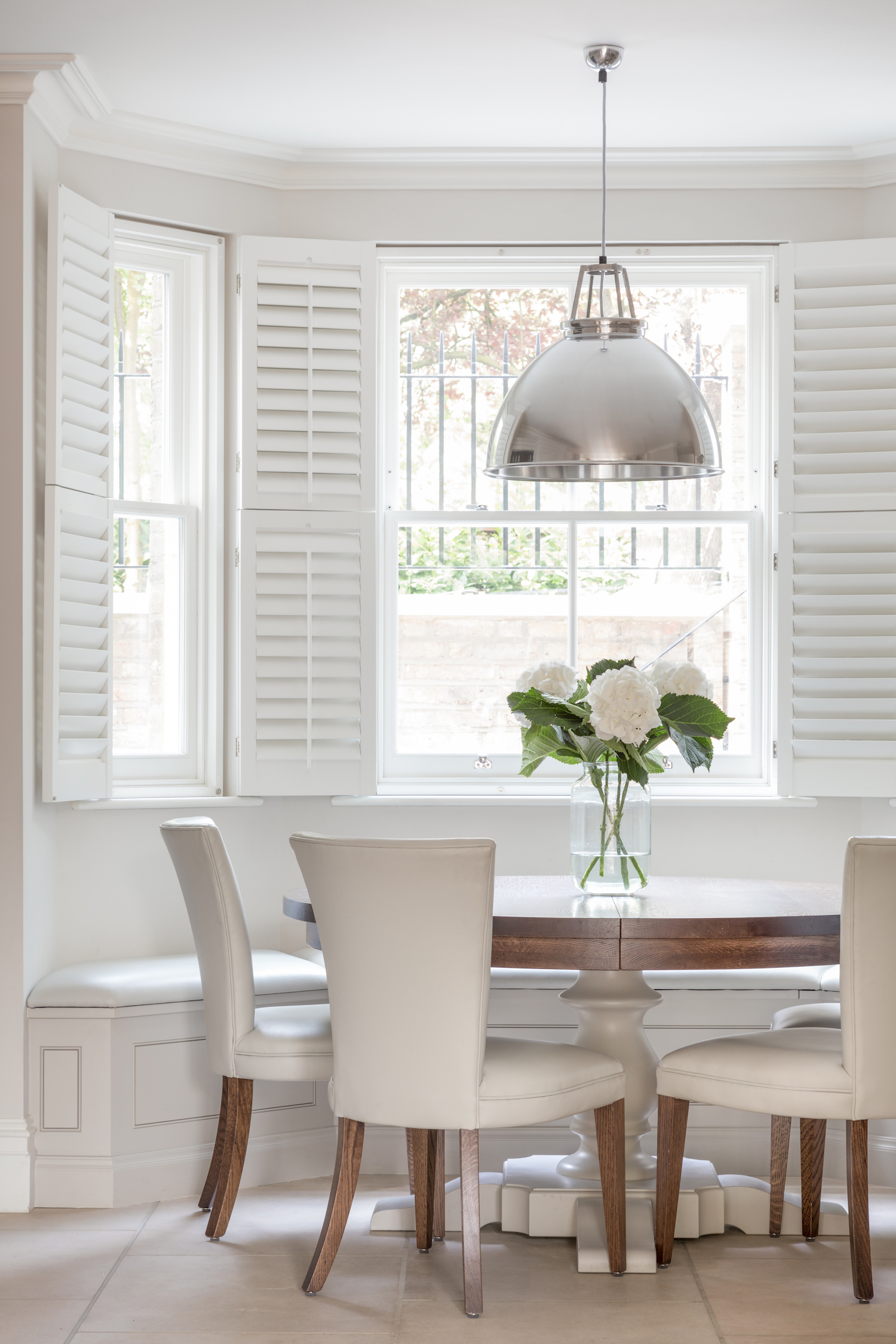 Banquette Seating - Design Notes - Humphrey Munson Blog