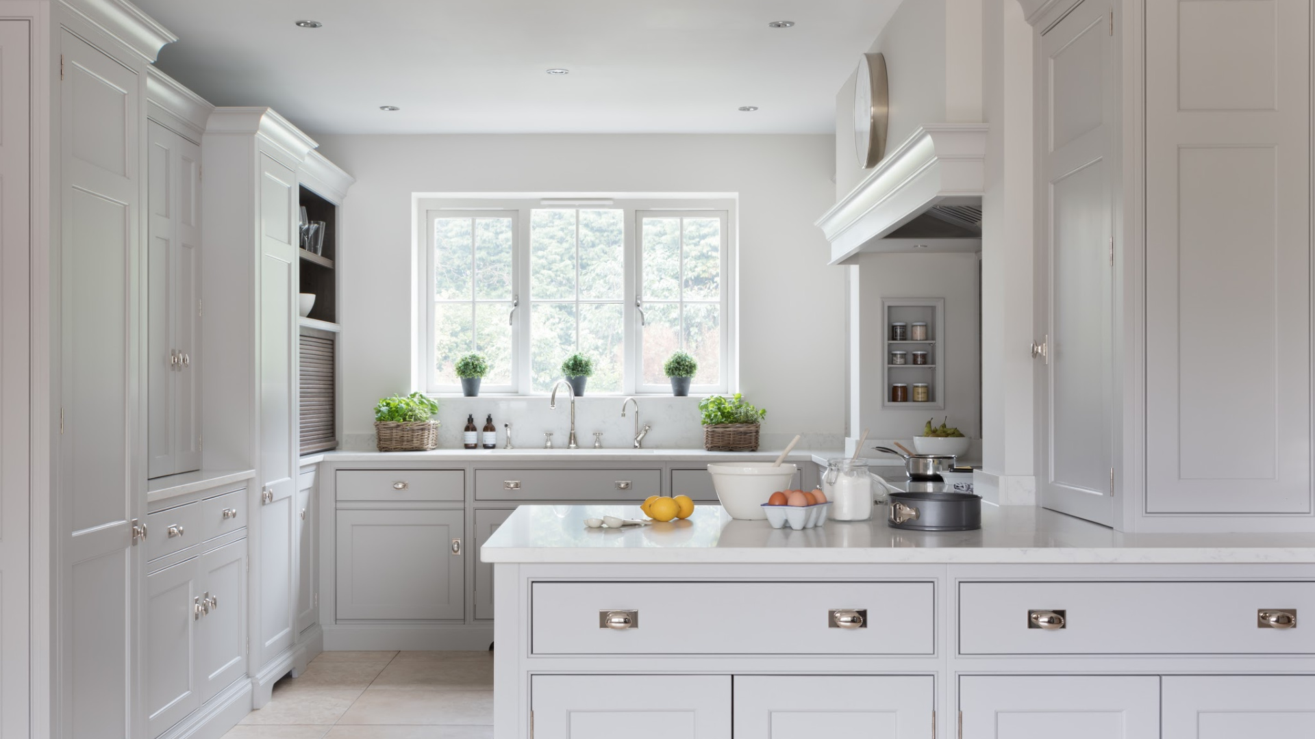 Berkeley Oak - Design Notes - Humphrey Munson Blog