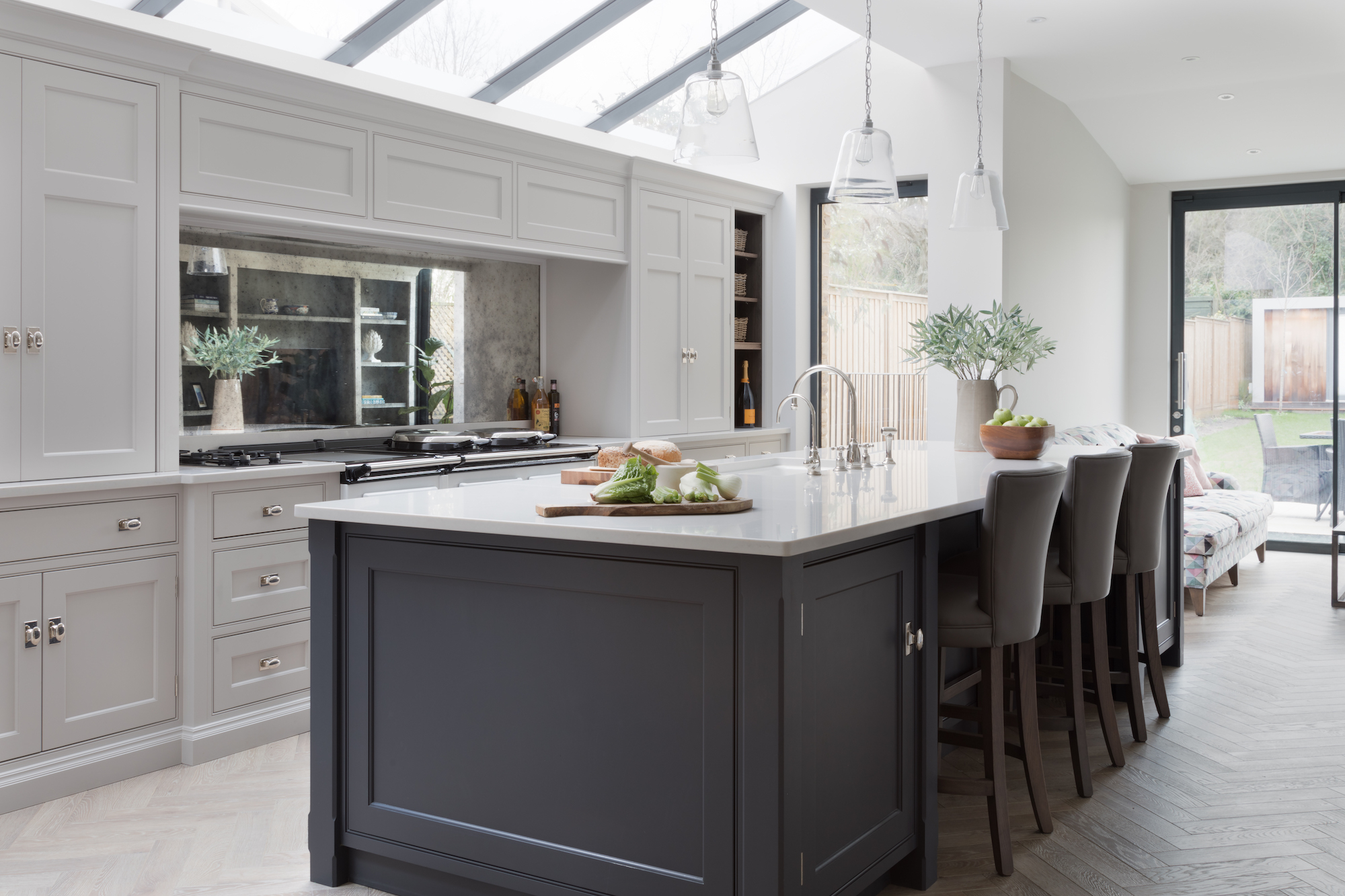 Berkeley Oak - Design Notes - Humphrey Munson Blog