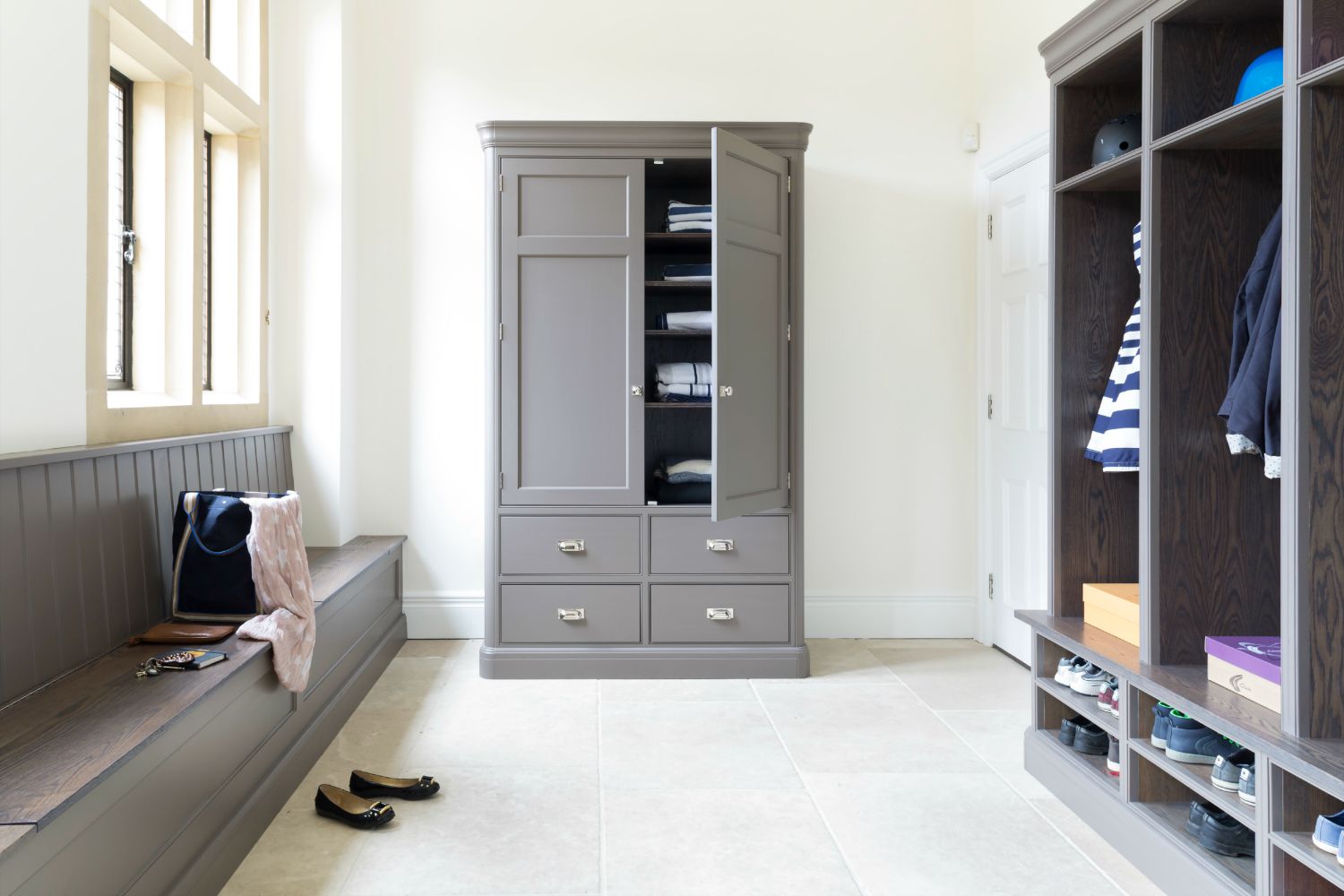 Boot Room - Luxury Bespoke Kitchen Design - Ascot, Berkshire - Humphrey Munson