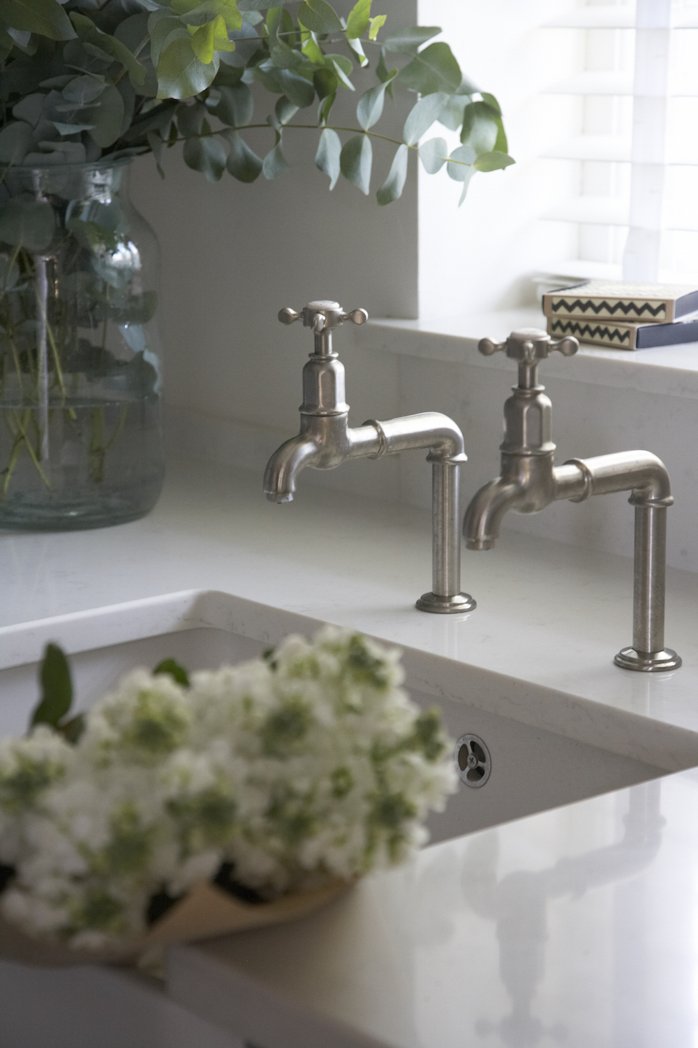 Classic English Cottage Kitchen - Low Res - 55