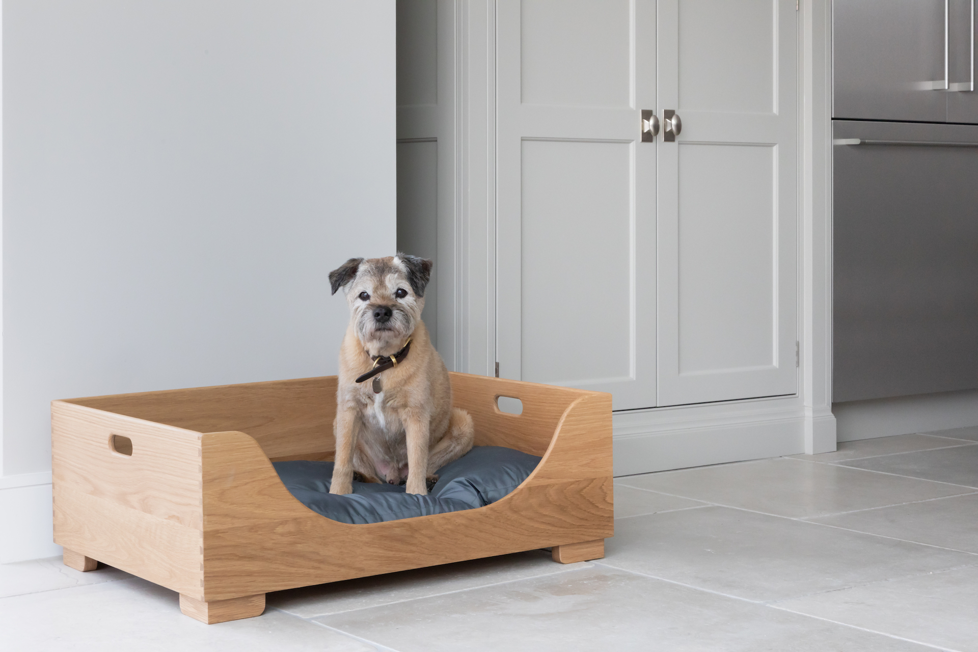 Classic Oak - Design Notes - Humphrey Munson