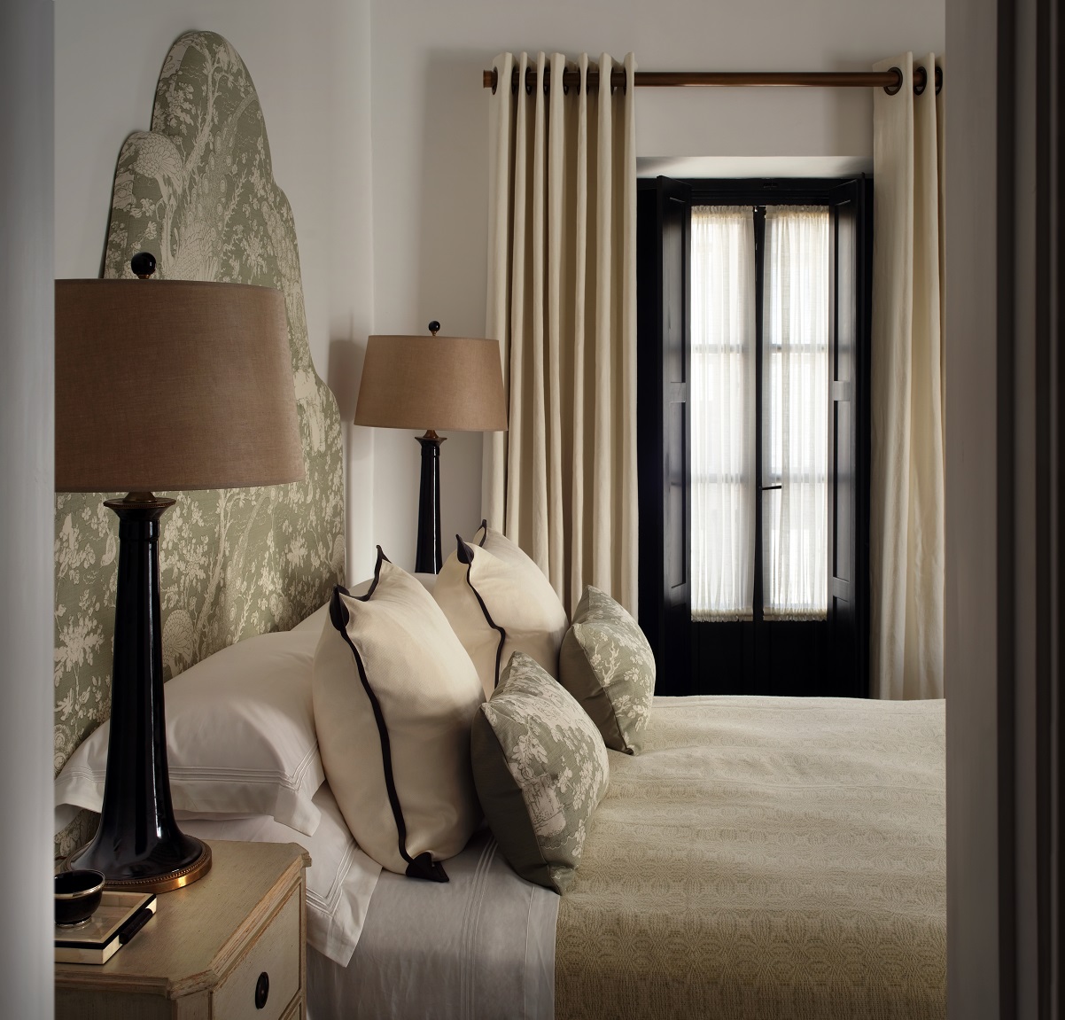 A Day in The Life - Nicky Dobree - Humphrey Munson Blog