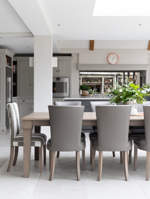 Byron Dining Table - Image 4