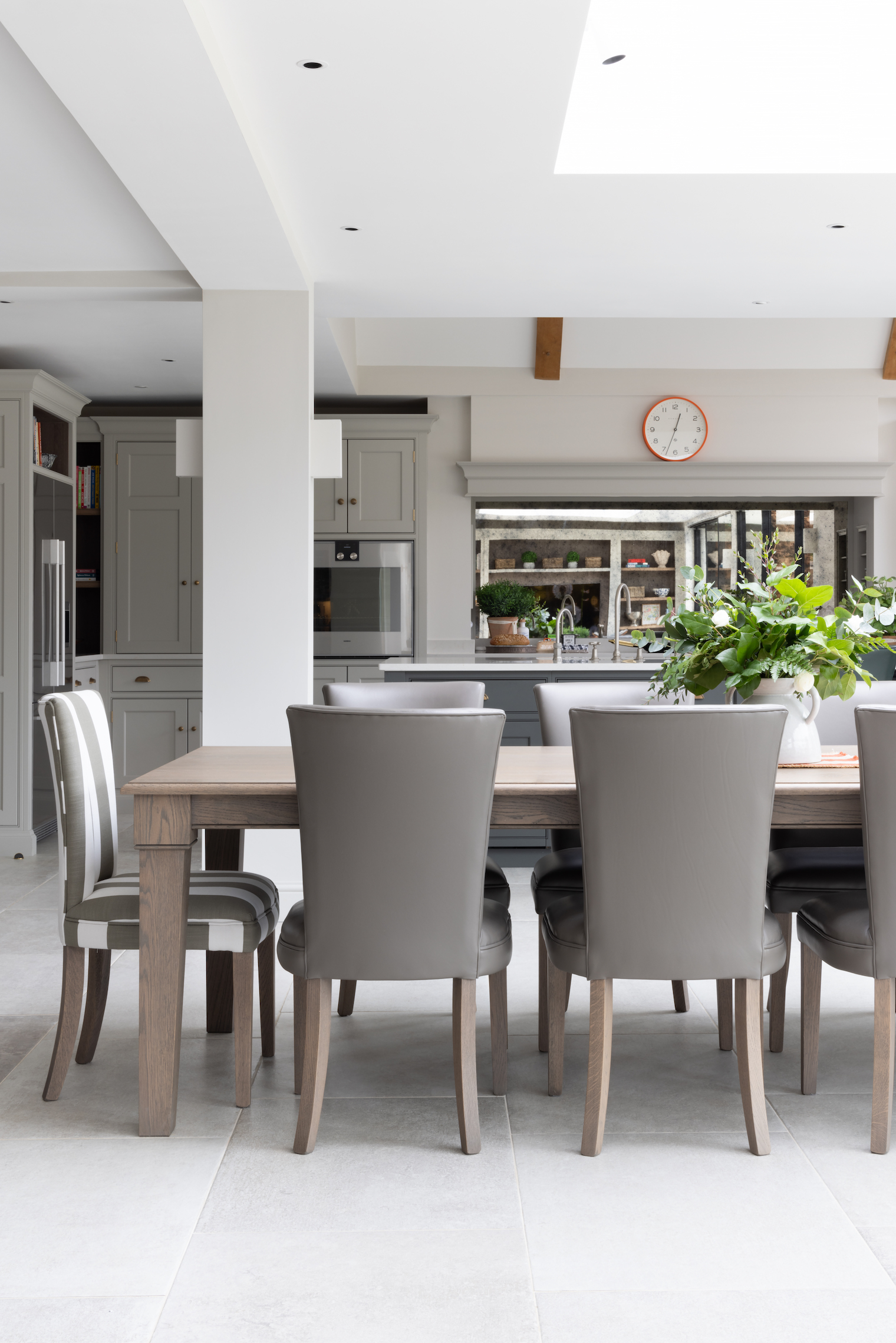 Byron Dining Table - Image 4