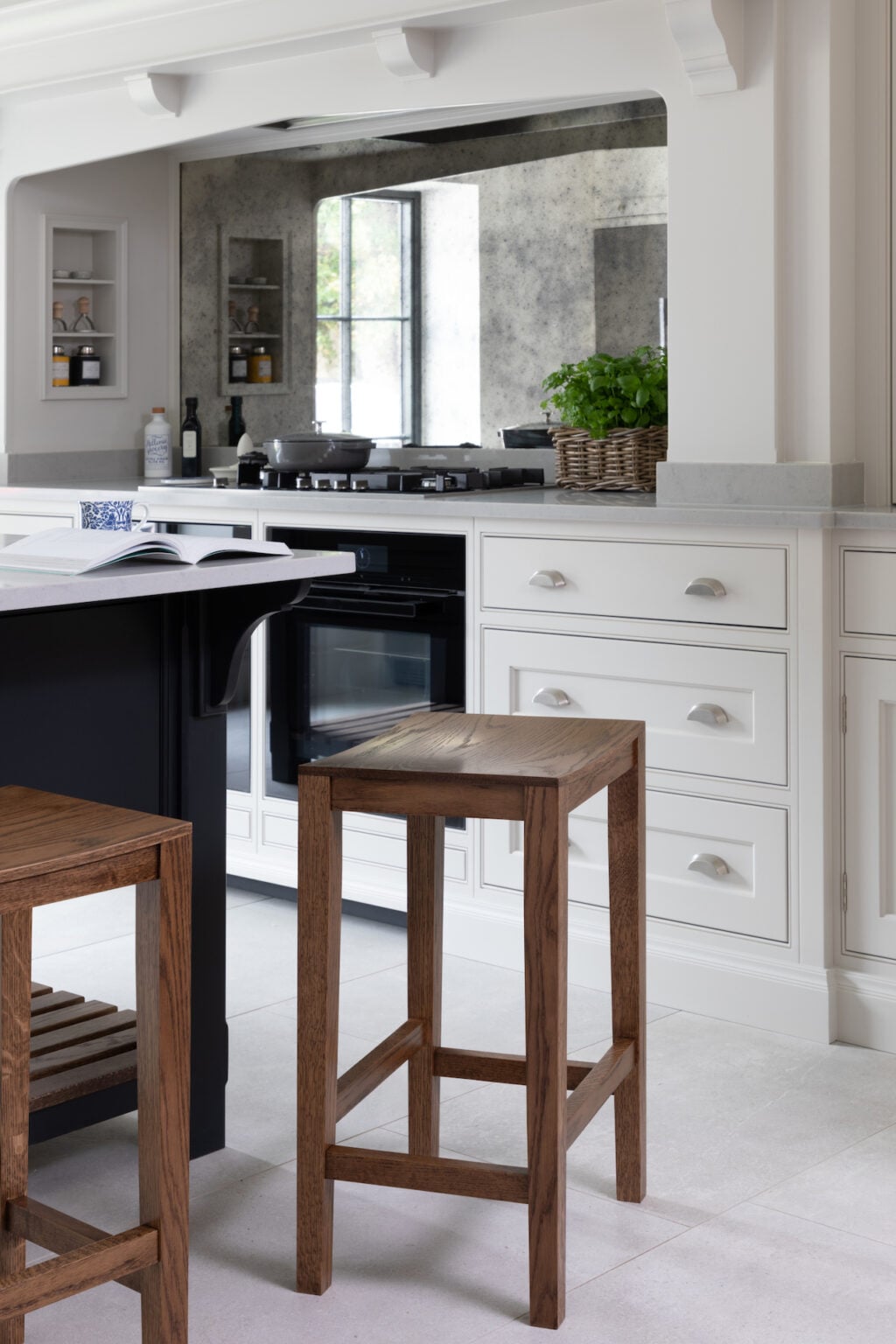 Barley Counter Stool