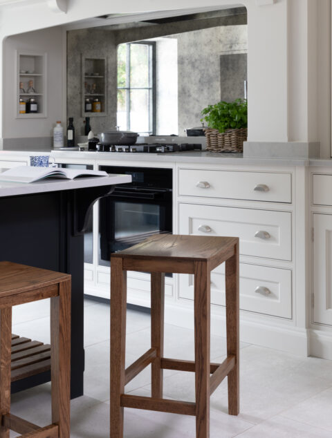 Barley Counter Stool