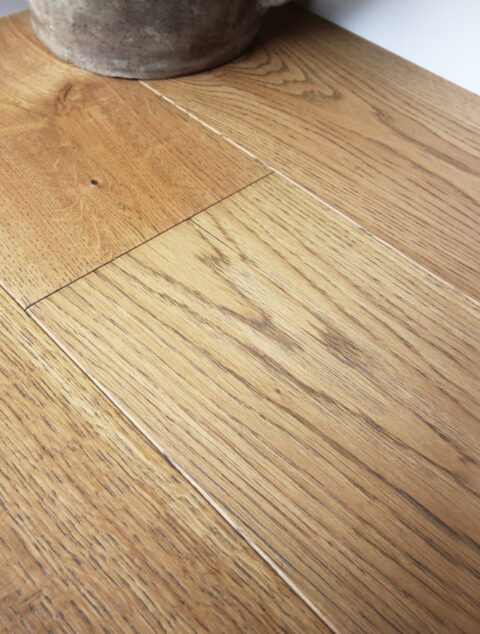 Chamonix Engineered Oak - Image 3
