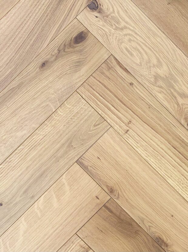 Courchevel Engineered Oak