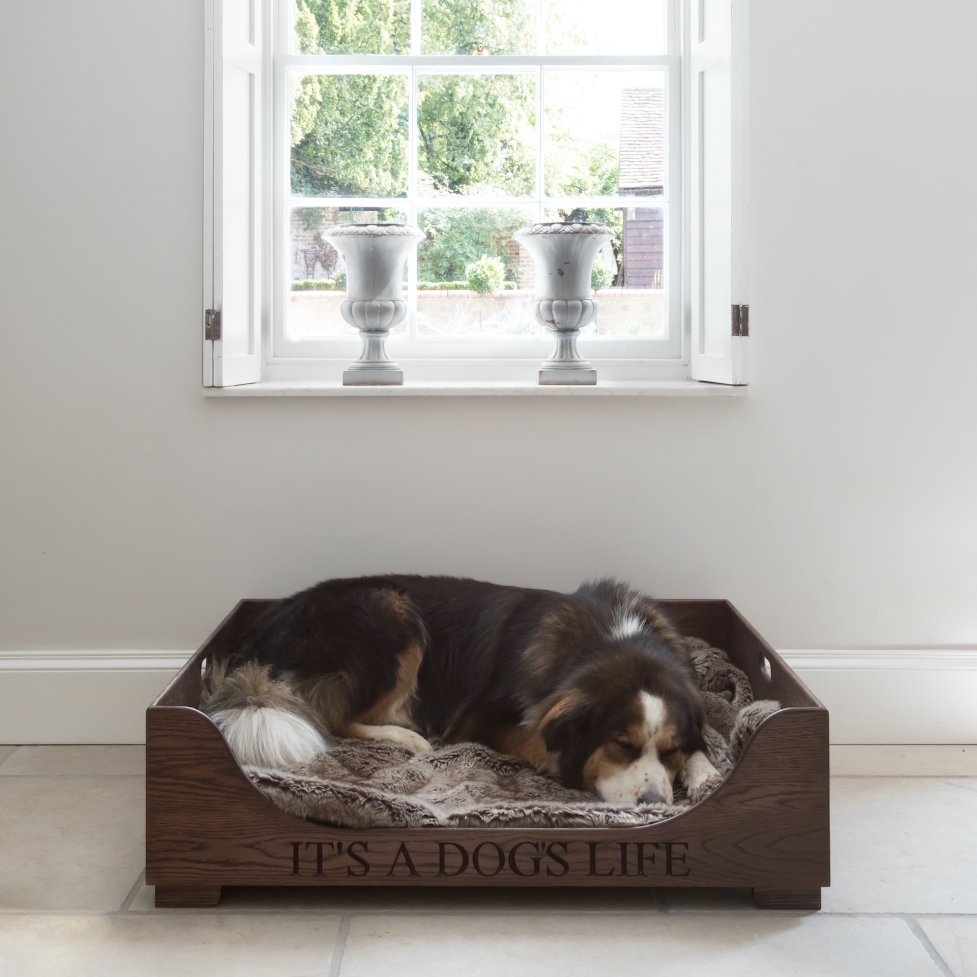 Pet Bed - Image 1