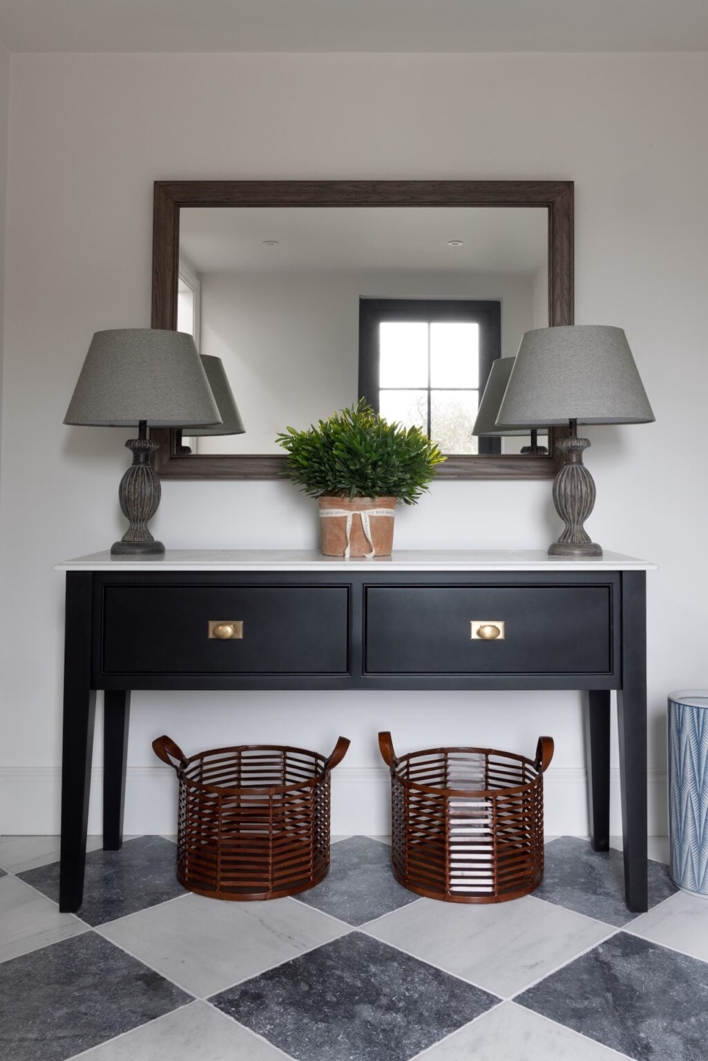 Ludlow Console table