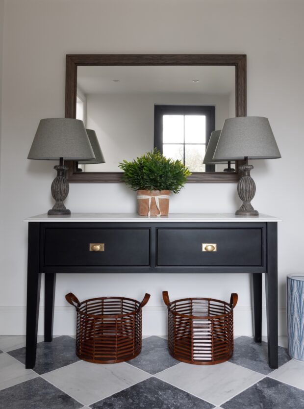 Ludlow Console table