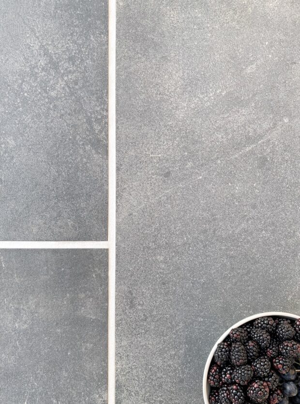 Pembroke Outdoor Porcelain