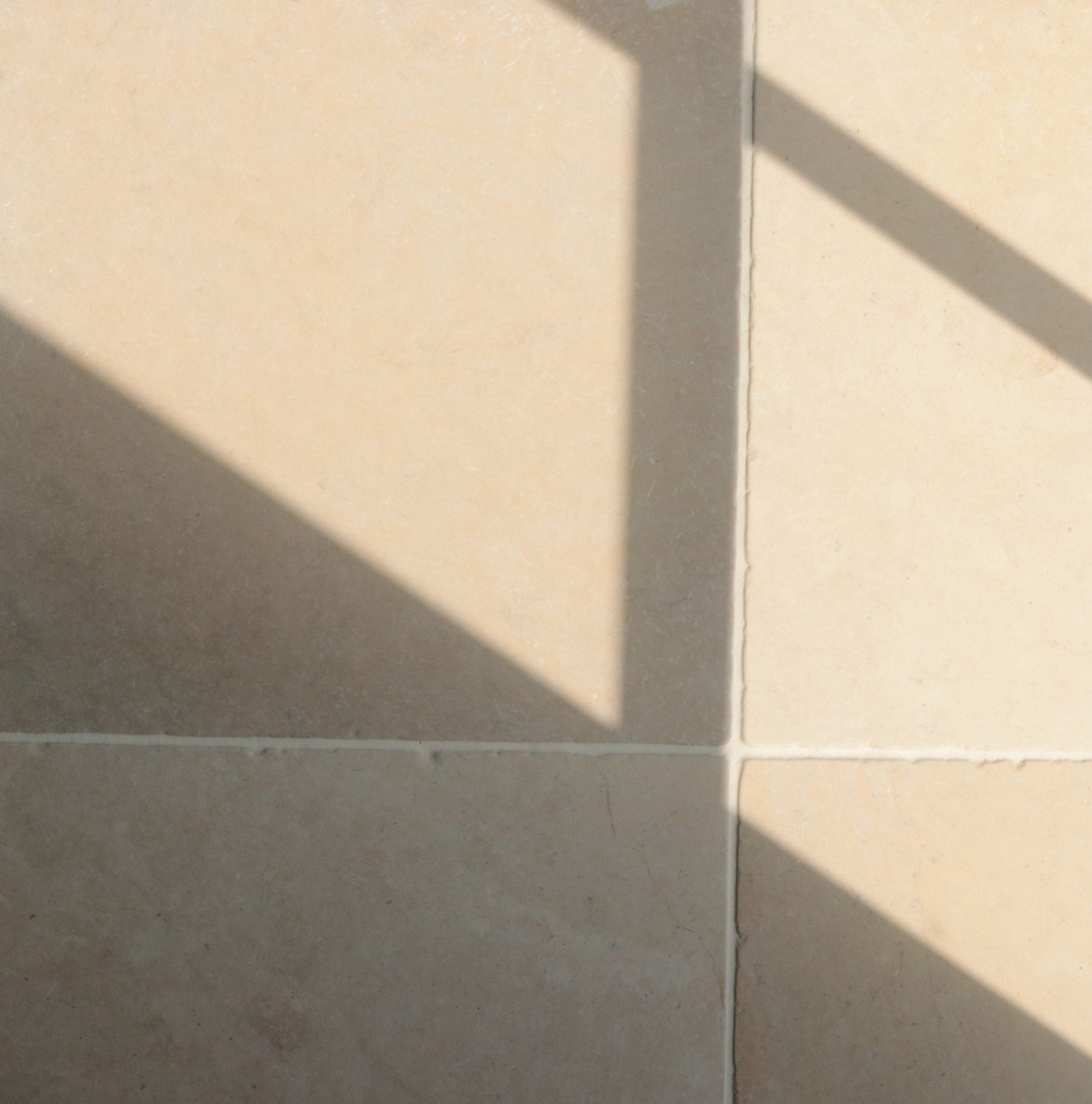 Burford Limestone Weathered - Image 14
