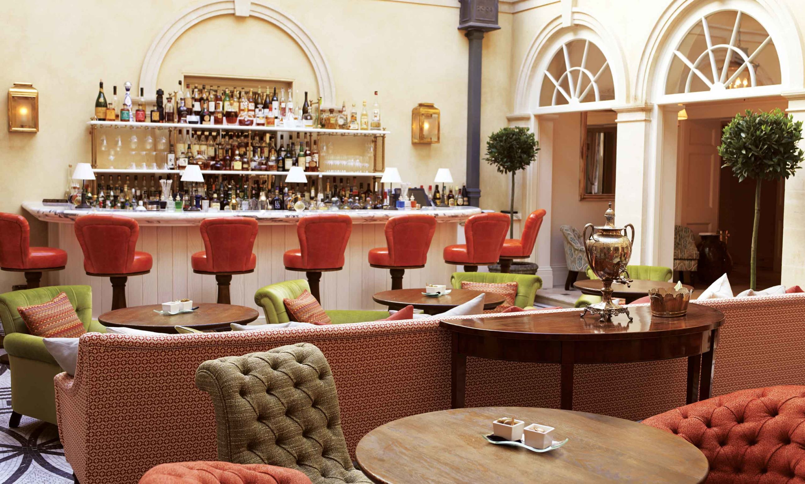 Limewood Hotel - Courtyard Bar - Humphrey Munson Blog