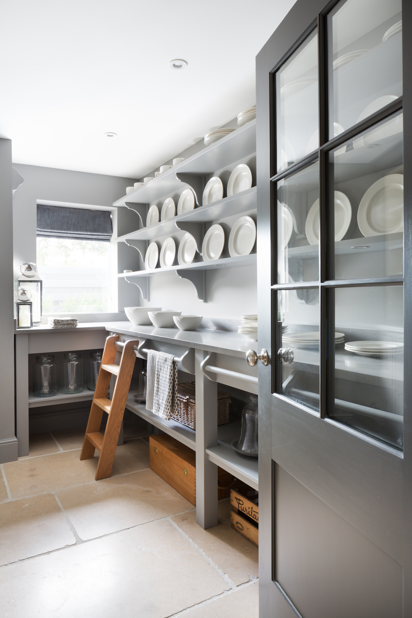 Longford Pantry, Felsted - Humphrey Munson