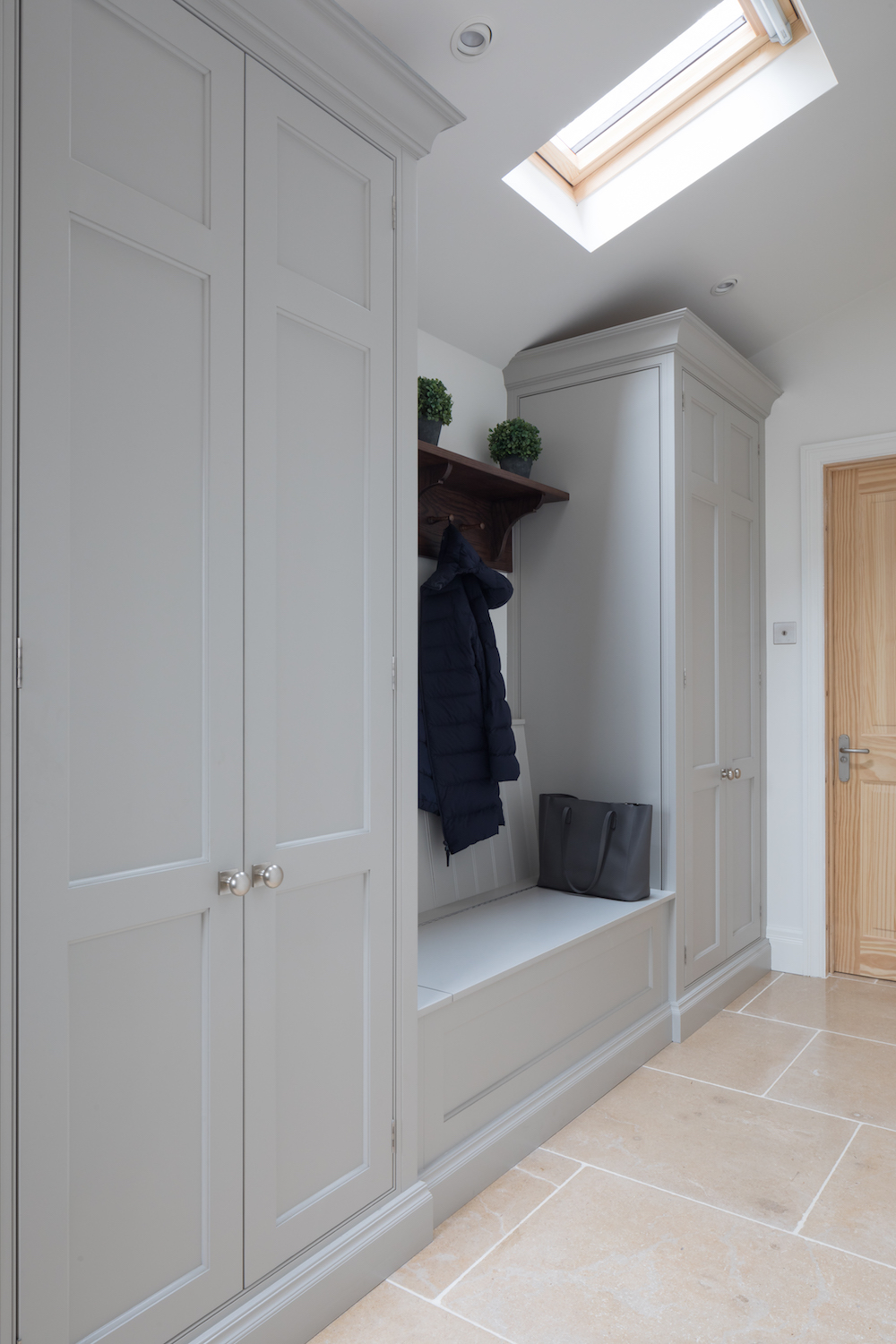 Manoir Limestone Flooring | Longford - Humphrey Munson 