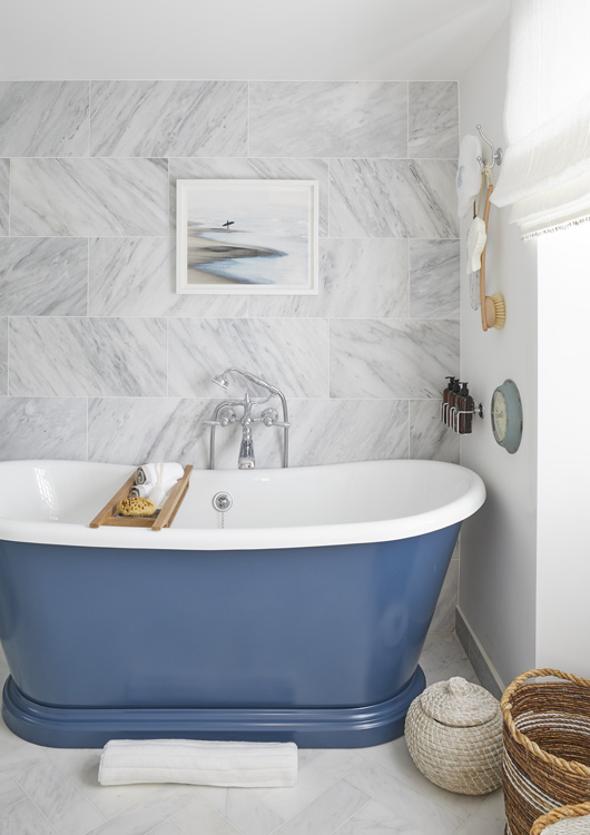 Mountain Ash House | By Katharine Pooley - Luxury interior design - Humphrey Munson Blog 