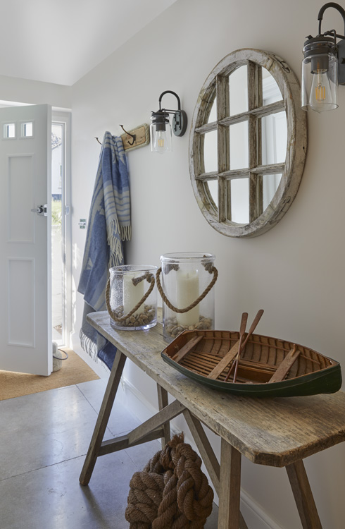 Mountain Ash House | By Katharine Pooley - Luxury interior design - Humphrey Munson Blog 