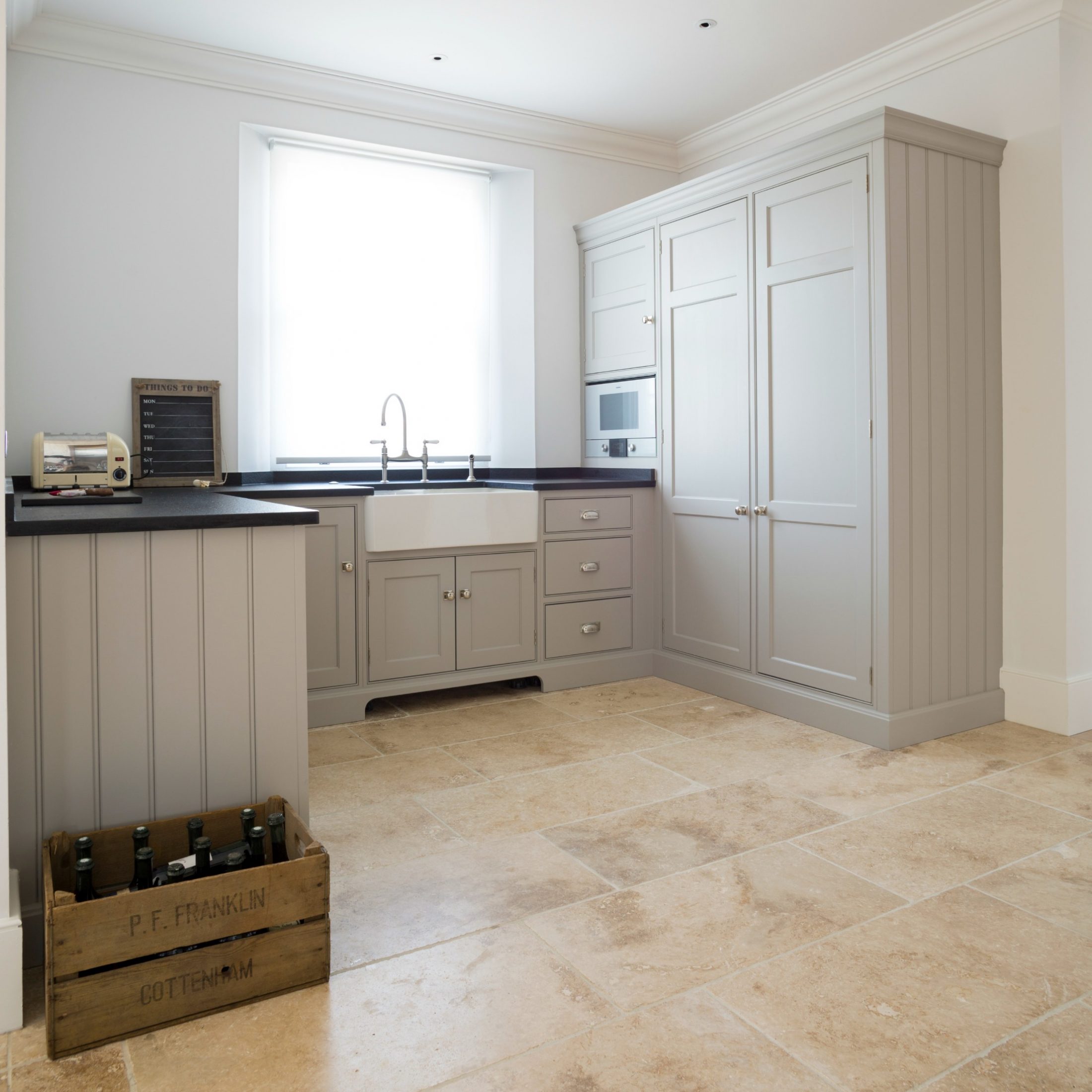 Scullery Kitchen, Felsted - Humphrey Munson