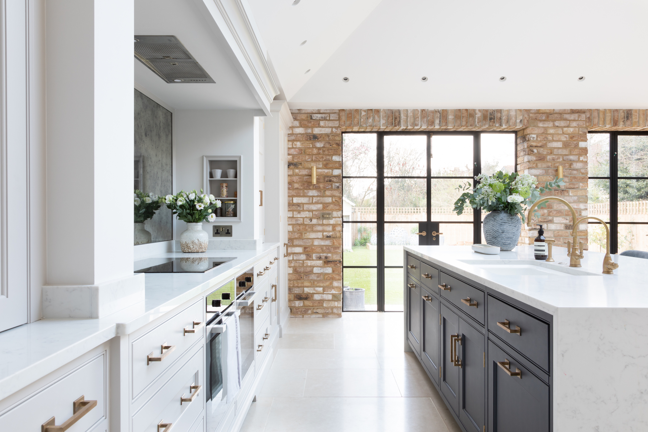 The Marton Handle By Humphrey Munson