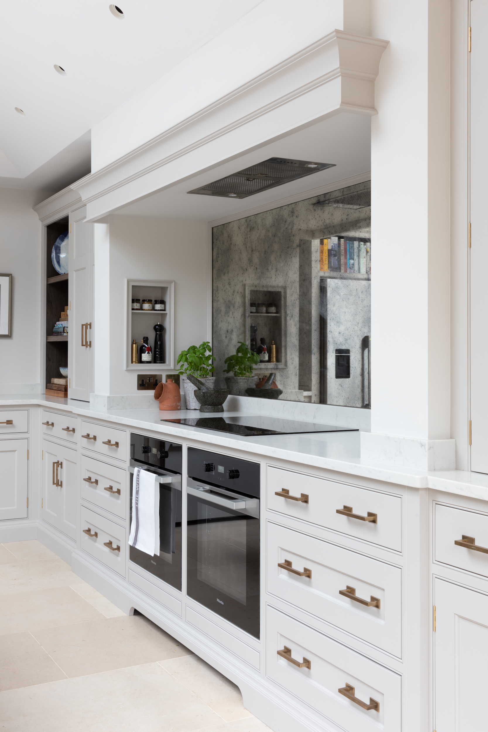 The Marton Handle By Humphrey Munson