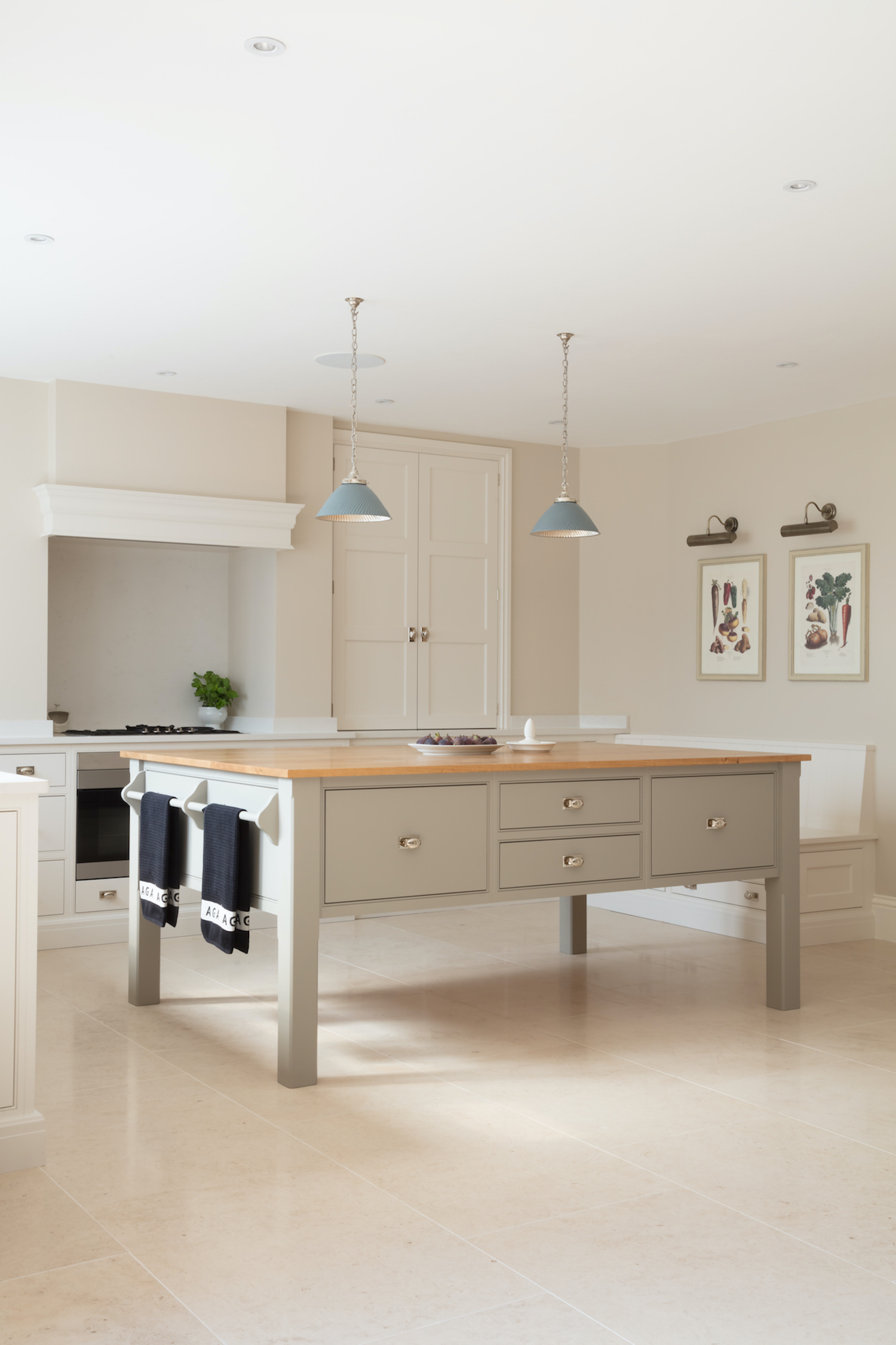 Twill - Design Notes - Humphrey Munson