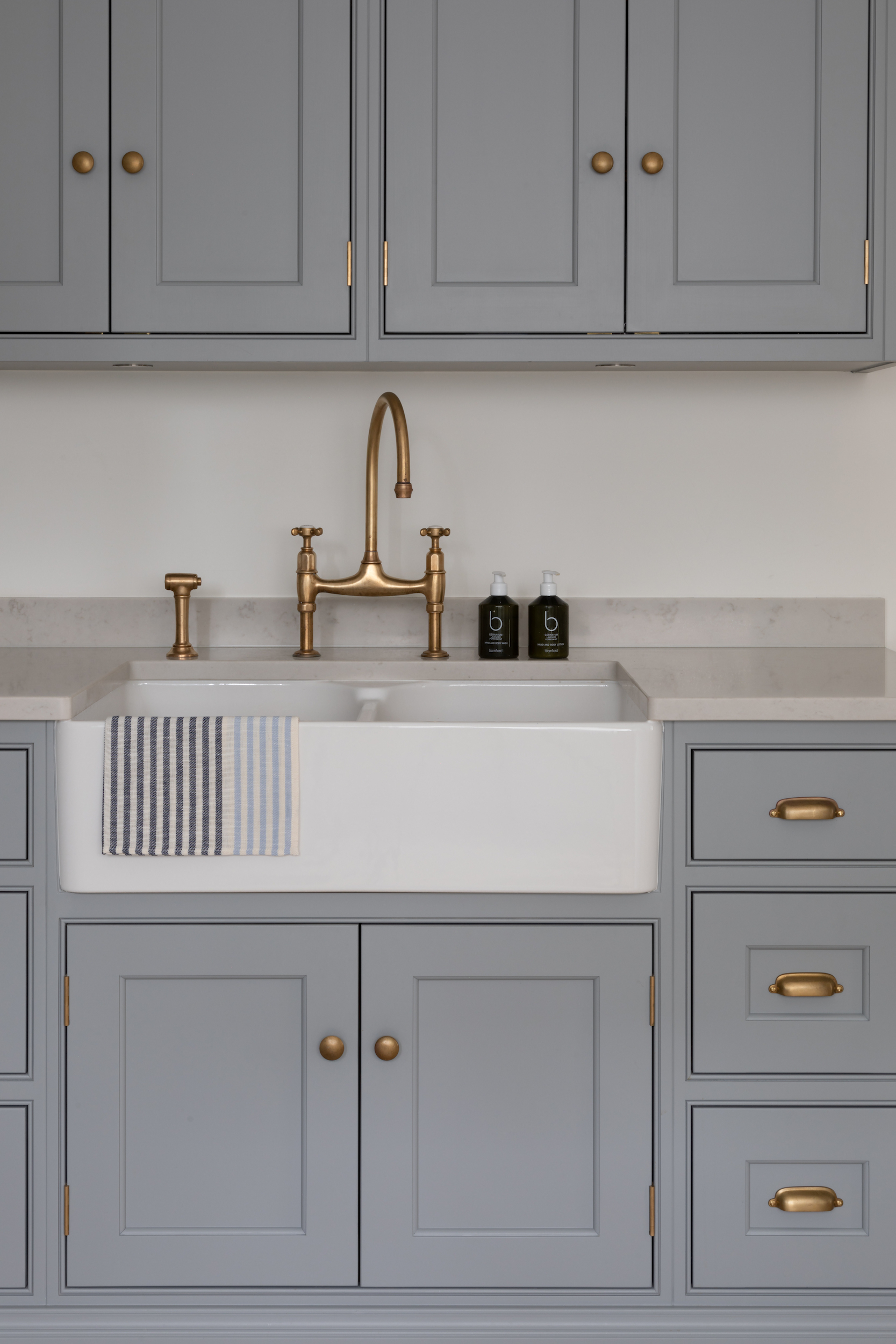 Utility room design - Humphrey Munson Blog 