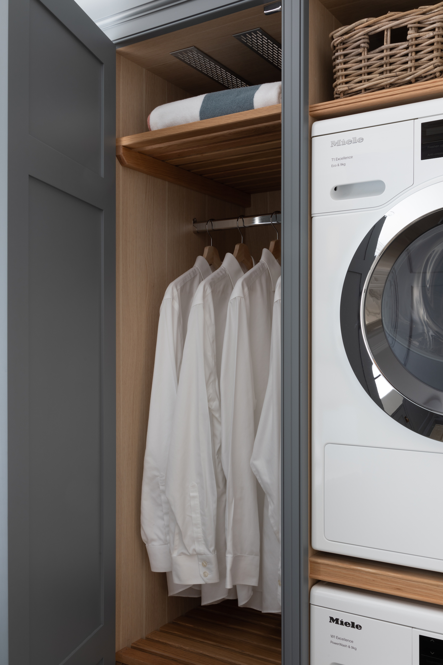 Utility room design - Humphrey Munson Blog 