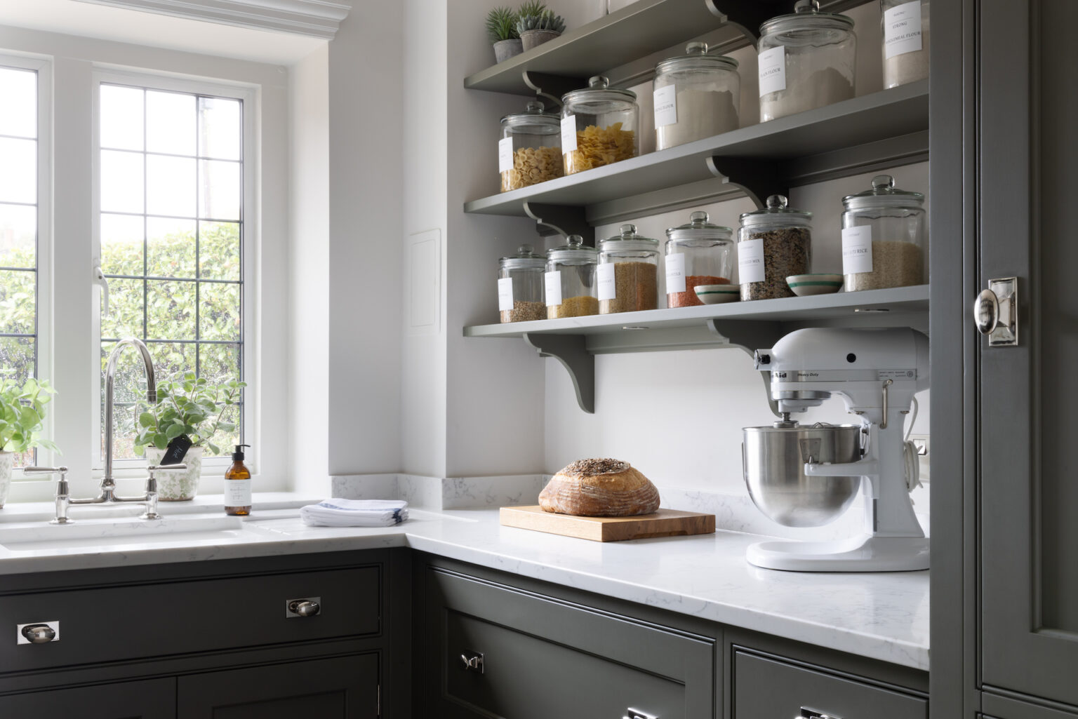 walk in pantry storage