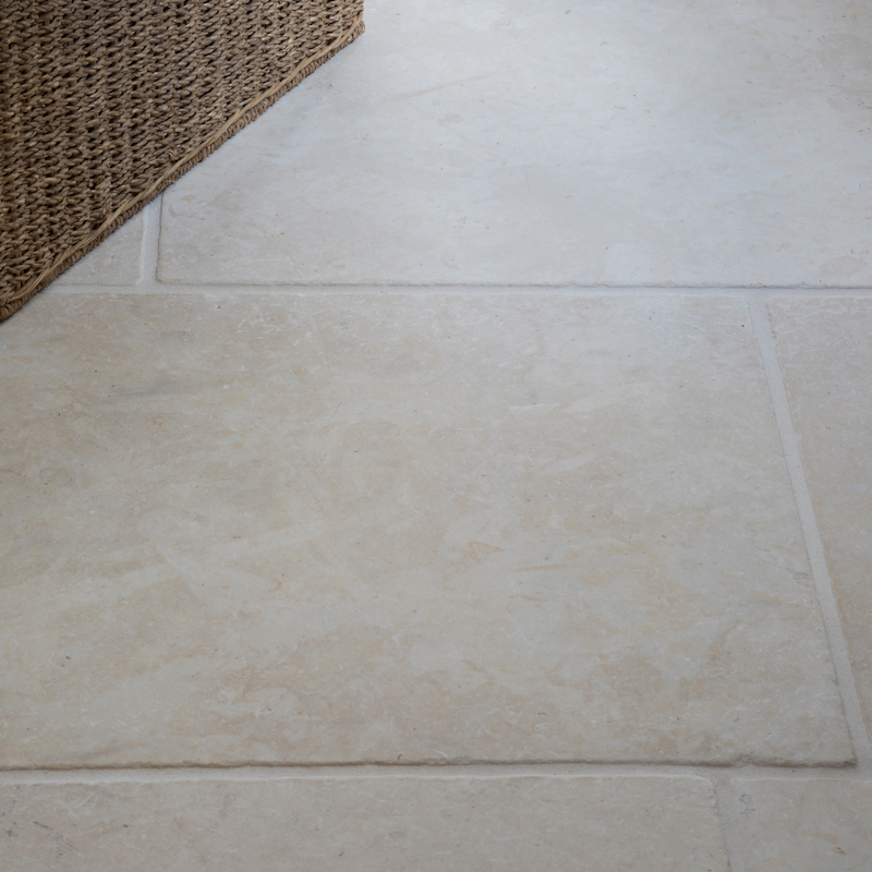 Fairford Natural Limestone Aged - Image 5