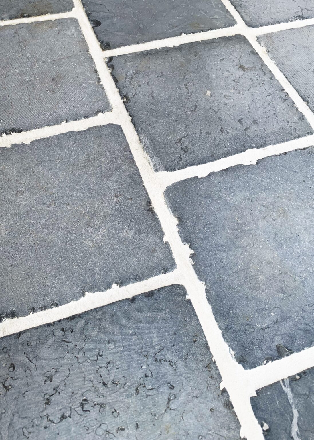 Lainston Limestone Weathered Cobbles