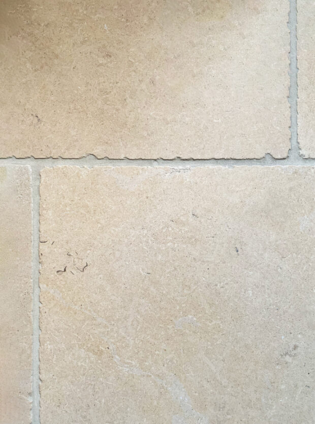 Manoir Natural Limestone