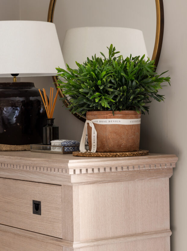 Jasper Chest of Drawers