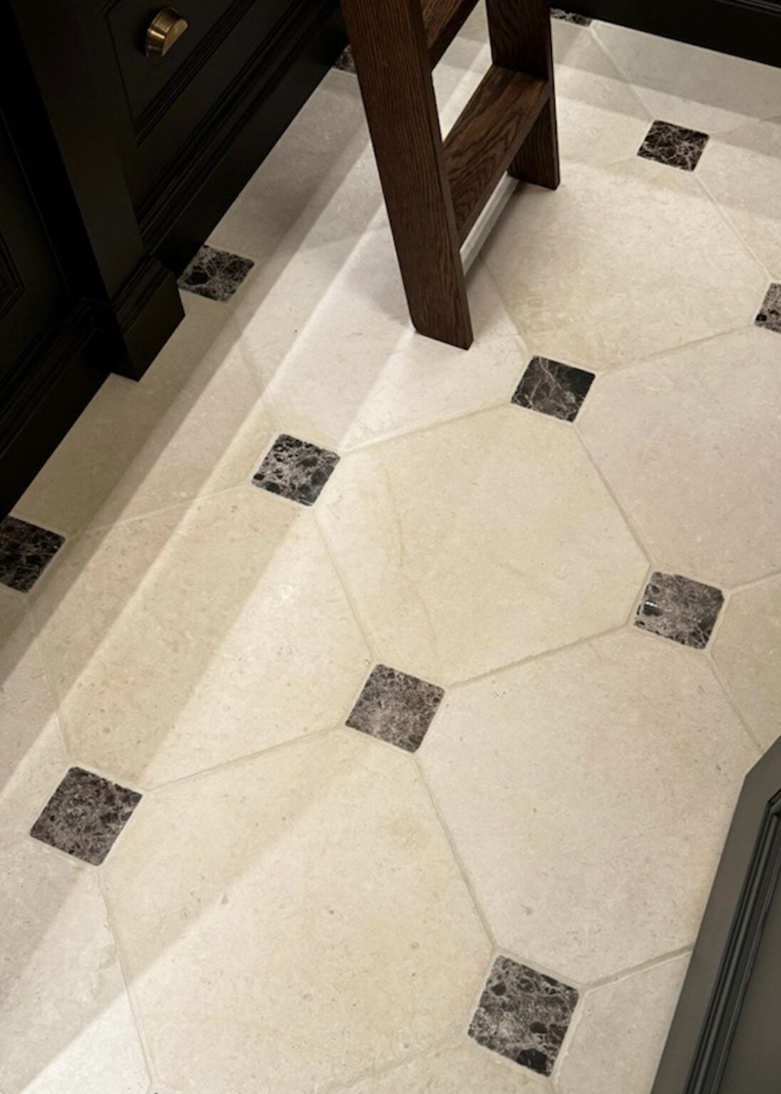 Draycott Marble Cabochon