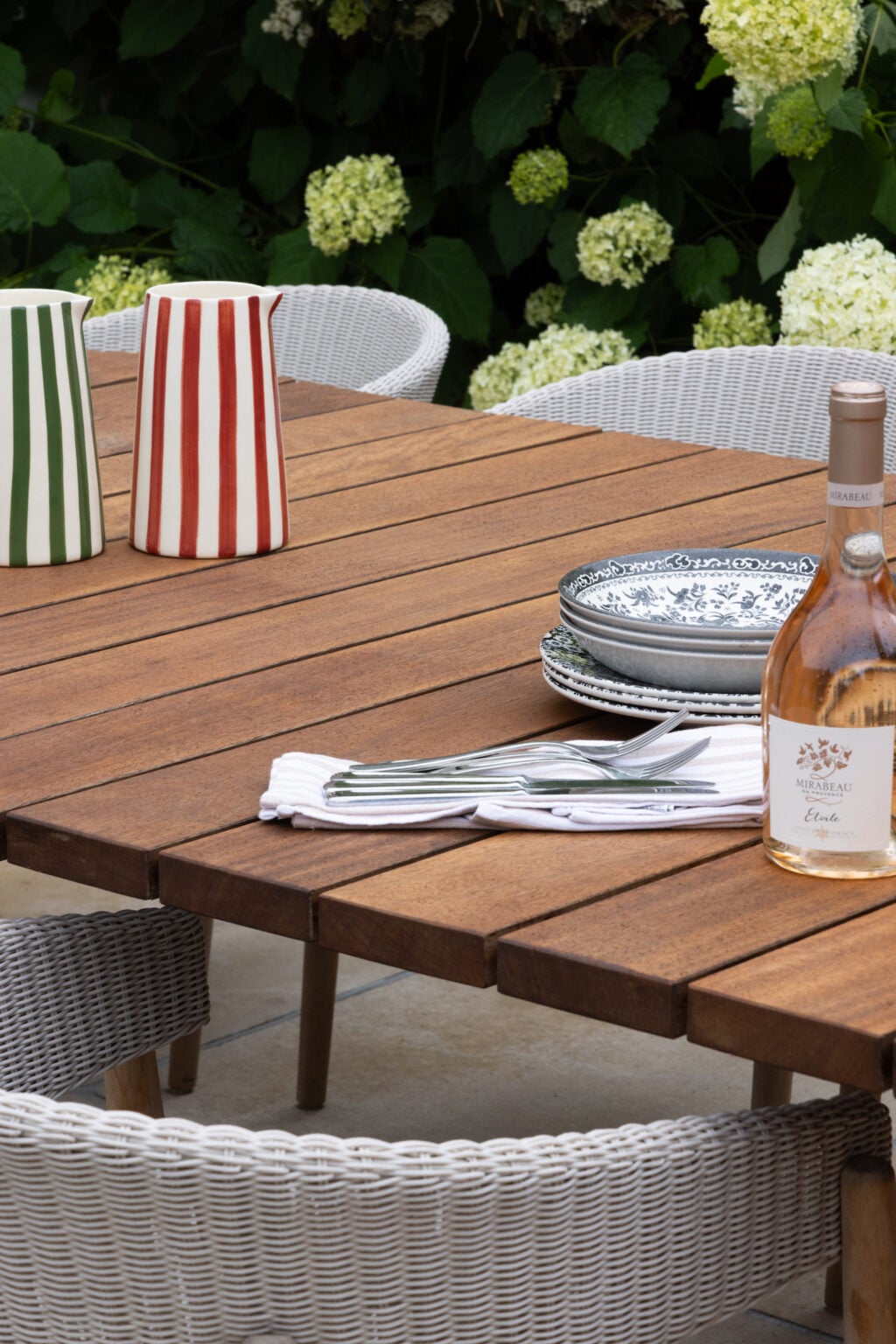 Hampton Dining Table