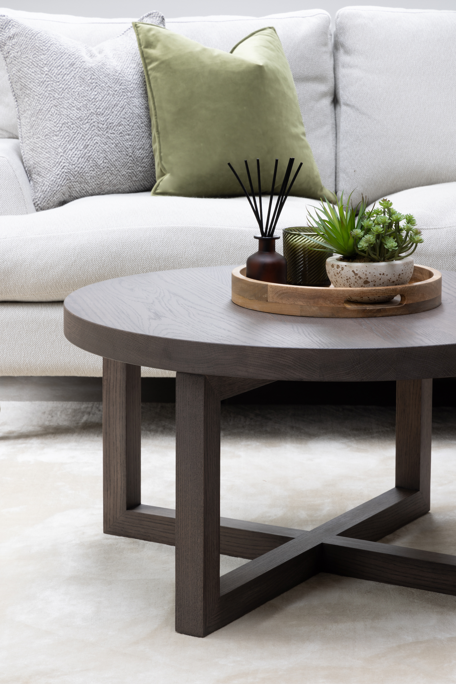 Handford Round Coffee Table - Sitting Room Furniture - Sevenoaks Project - Humphrey Munson
