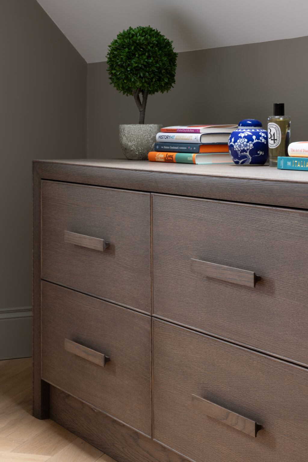 Lancaster Chest of Drawers - Bedroom Furniture - Humphrey Munson