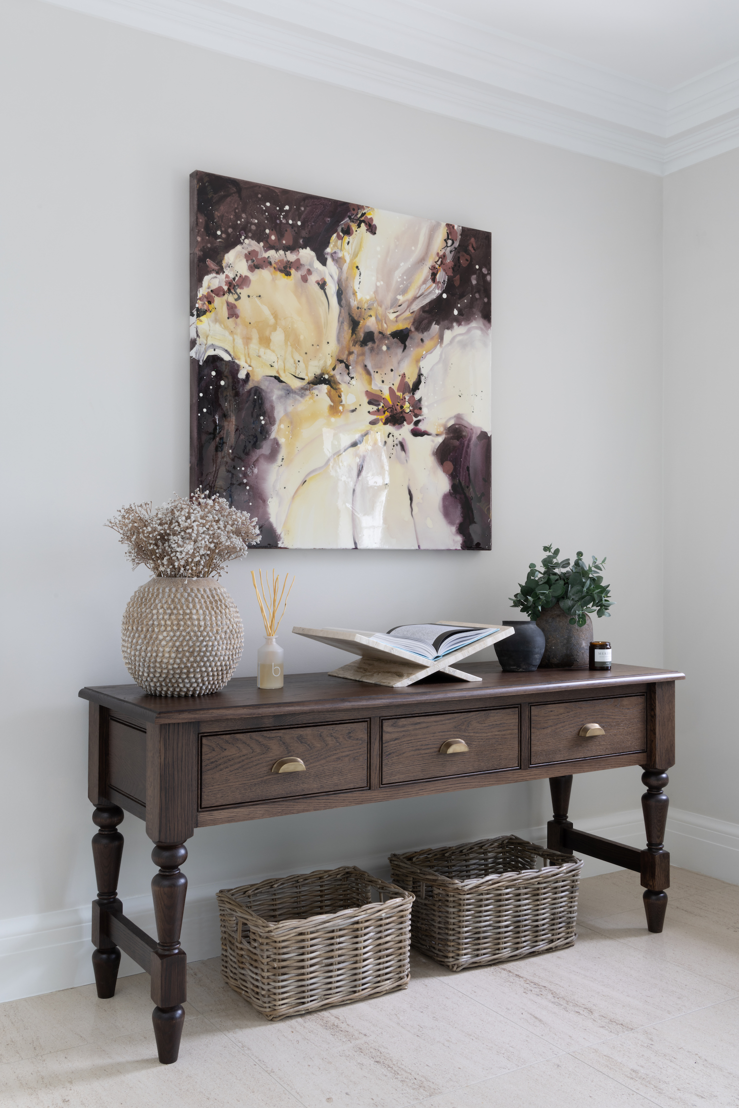 Chatsworth Console Table | Sevenoaks Project | Sitting Room Furniture Humphrey Munson
