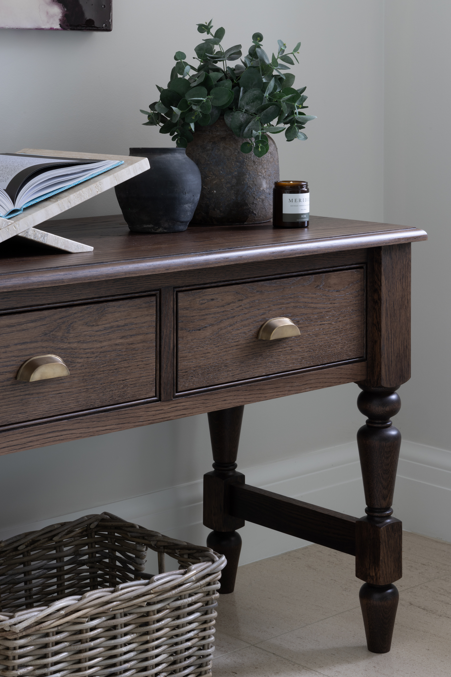 Chatsworth Console Table | Sevenoaks Project | Sitting Room Furniture Humphrey Munson