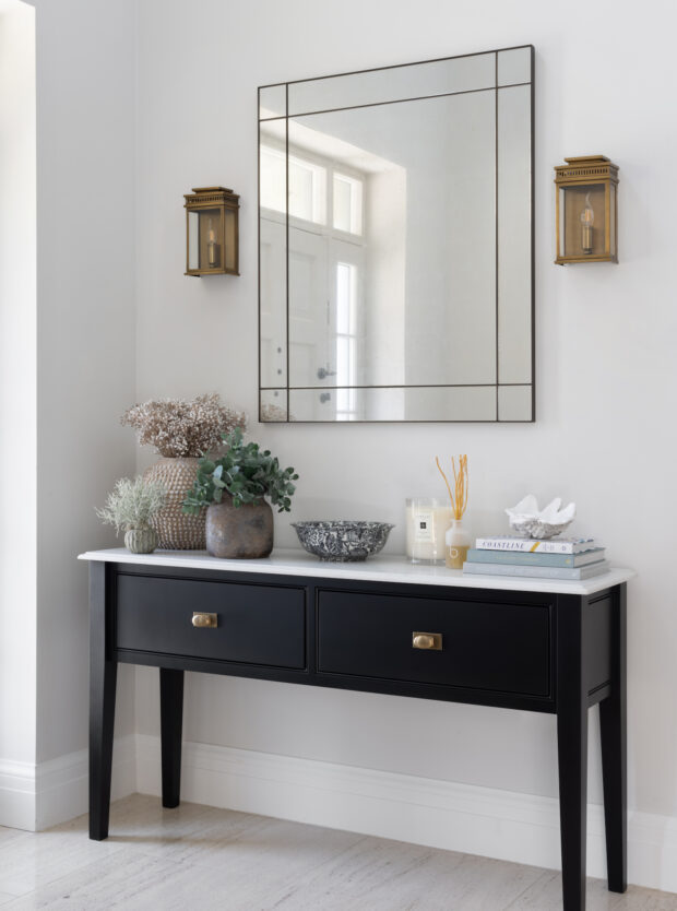 Ludlow Console table