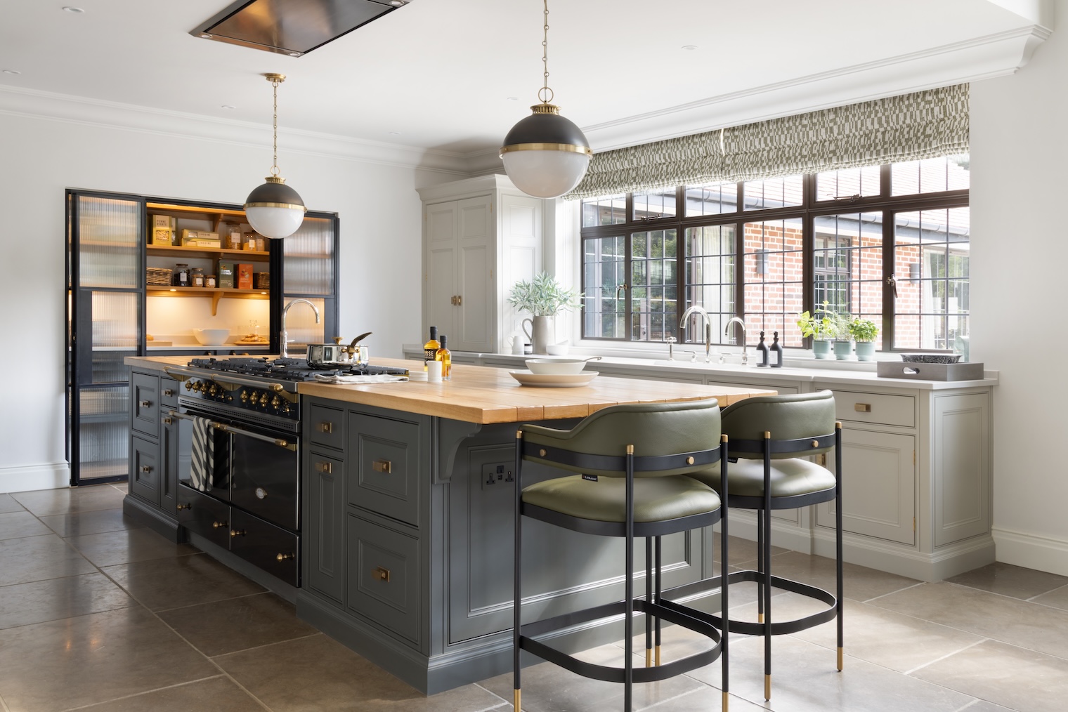 Arts and Crafts Country Estate