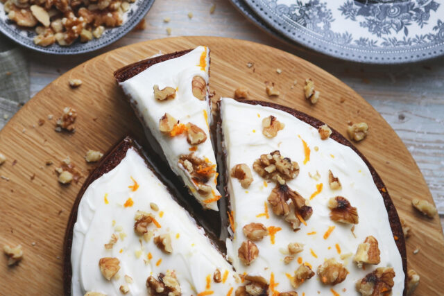 American carrot and orange cake