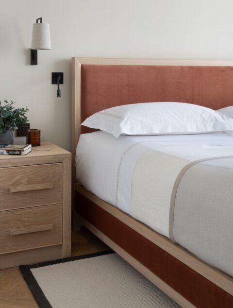 Lancaster Bed - Image 4