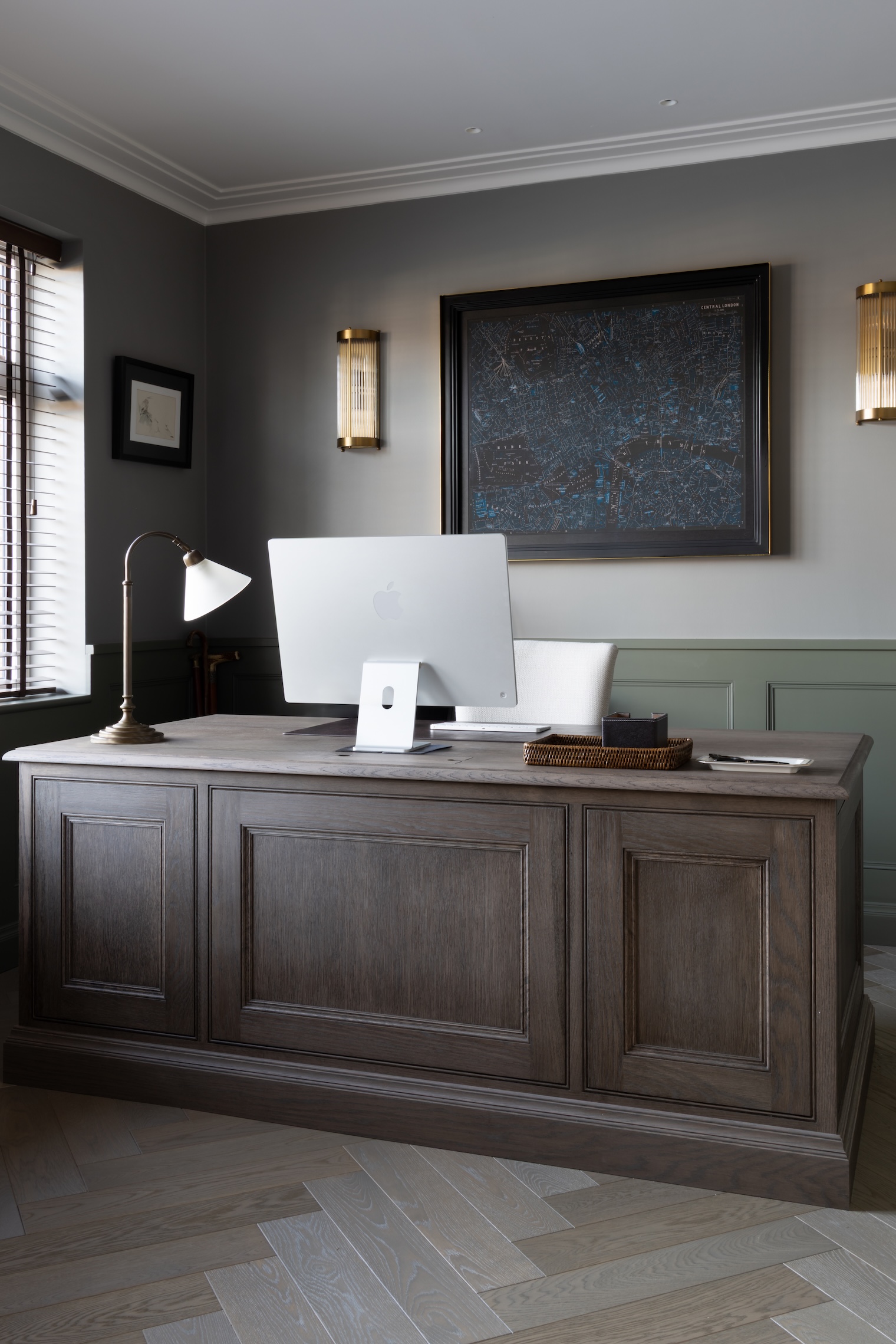 Dorian Desk - Image 1