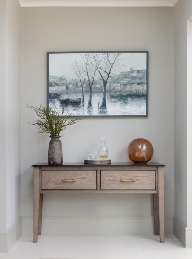 Ludlow Console table