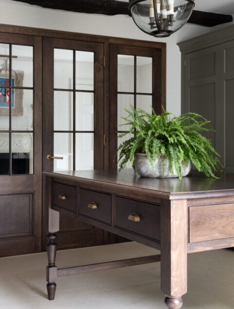 Chatsworth Prep Table