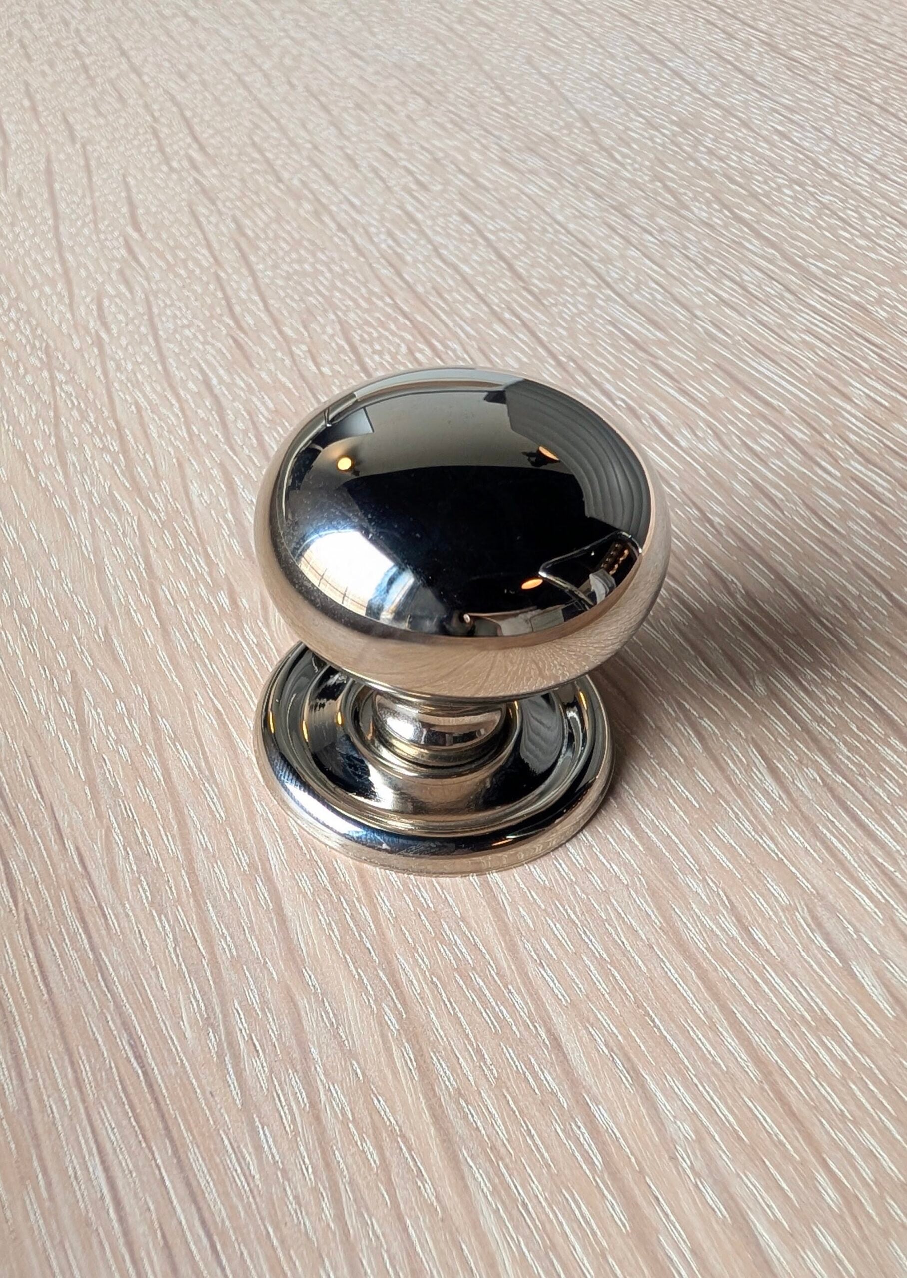 Ex-Display Hexam Handle in Polished Nickel - Image 1