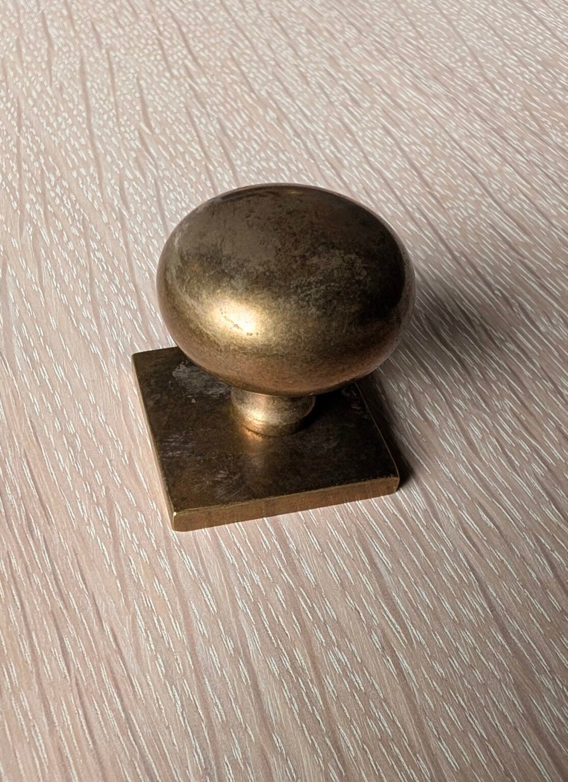 Ex-Display Hexam Handle in Aged Brass